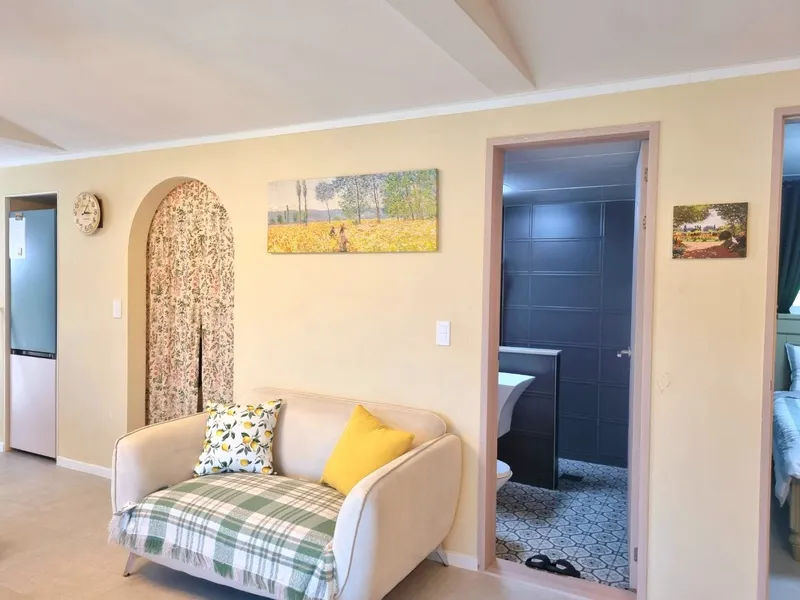 [Tongyeong] # Private, spacious, emotional detached house # Mountain and sea leisure activities # Yard fishing 17
