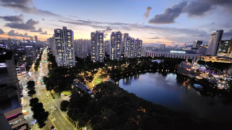[Songpa, Seoul] Jamsil High-rise duplex with a fantastic Seokchon Lake view 25
