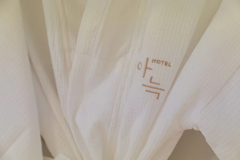 [Cheonan] 5 min walk from Dujeong Station #Near the food alley #Standard room #Parking #Non-smoking 22