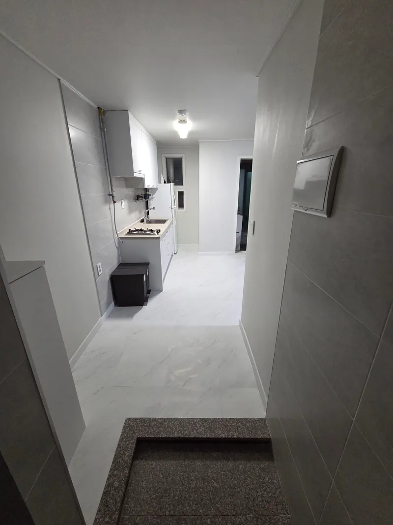 [Jinju] Chojeon-dong, fully furnished one-room apartment 1 4
