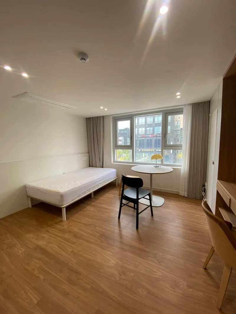 [Gangnam, Seoul] Cozy open-type one-room apartment in the immediate vicinity of Seolleung Station on Line 9 2
