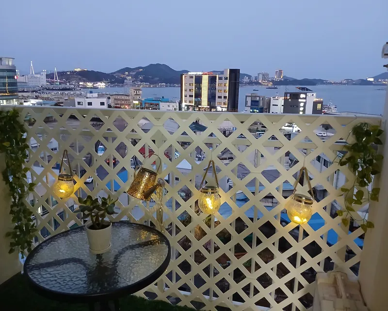 [Yeosu] Cherry House & Ocean View One Room (8th floor) 23