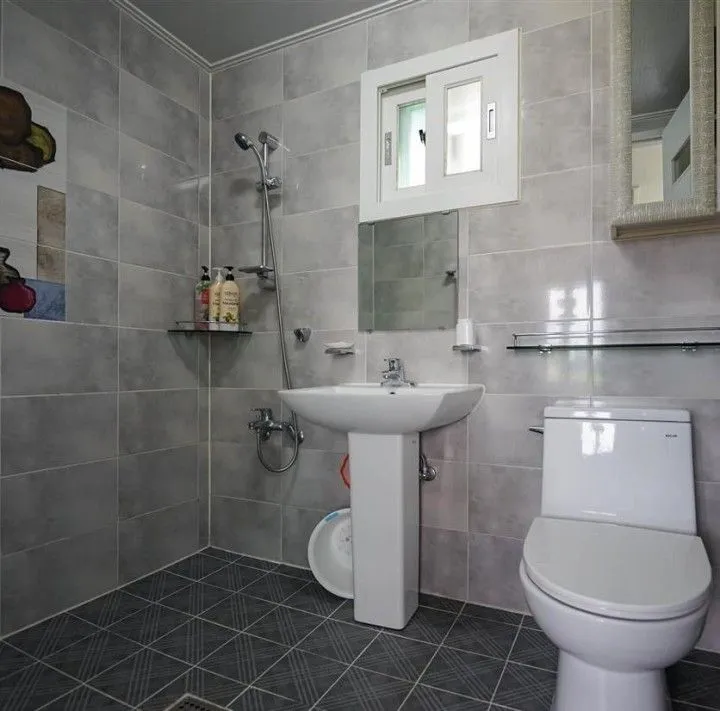 [Seongsan, Seogwipo][Byeolbat-dong] A clean and comfortable detached house, like the wind whispering against a stone wall. 4
