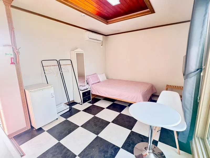 [Namwon, Seogwipo] Cozy 201, a convenient accommodation with a view of the ocean 2