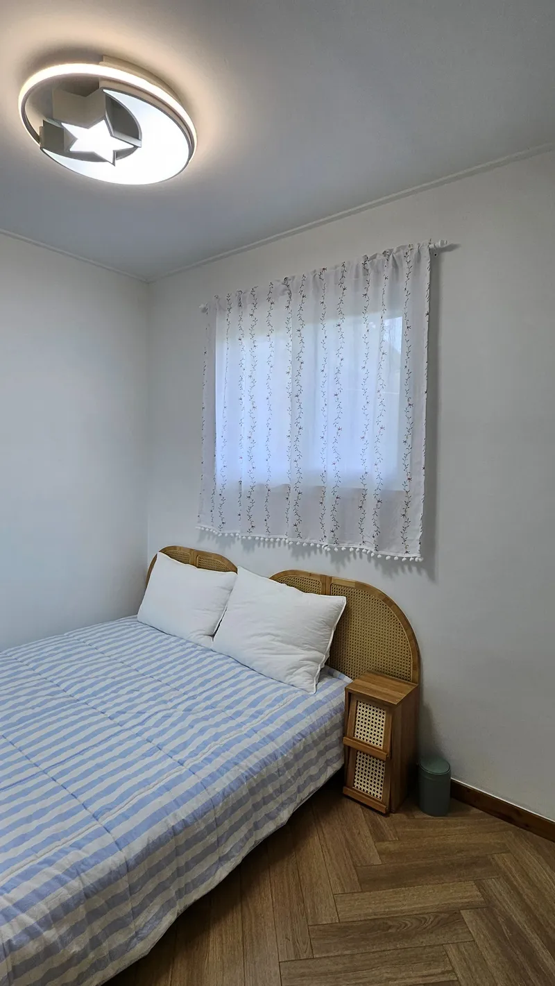 [Hallim, Jeju] Guideok Ocean View Jacuzzi Jeju Stone Wall Thatched House 9