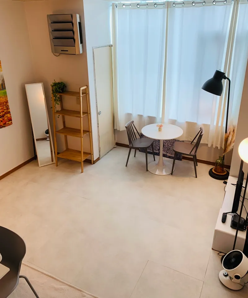 [Guri] Guri Station, Line 8, Gyeongui-Jungang Line, first stop, duplex, 4 people 4
