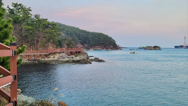 [Geoje] Geoje-centered emotional accommodation, detached one-room house #204 #Okpohang walking distance 19