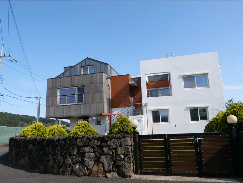 [Aewol, Jeju] Stone wall & grass yard, fully-optioned 1.5 room with cooking facilities (A101) 19