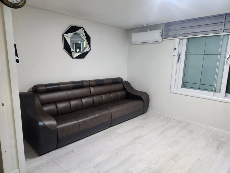 [Seo-gu, Daejeon][Daejeon Galma-dong] Large TV Queen Bed Dryer #PetFriendly 13