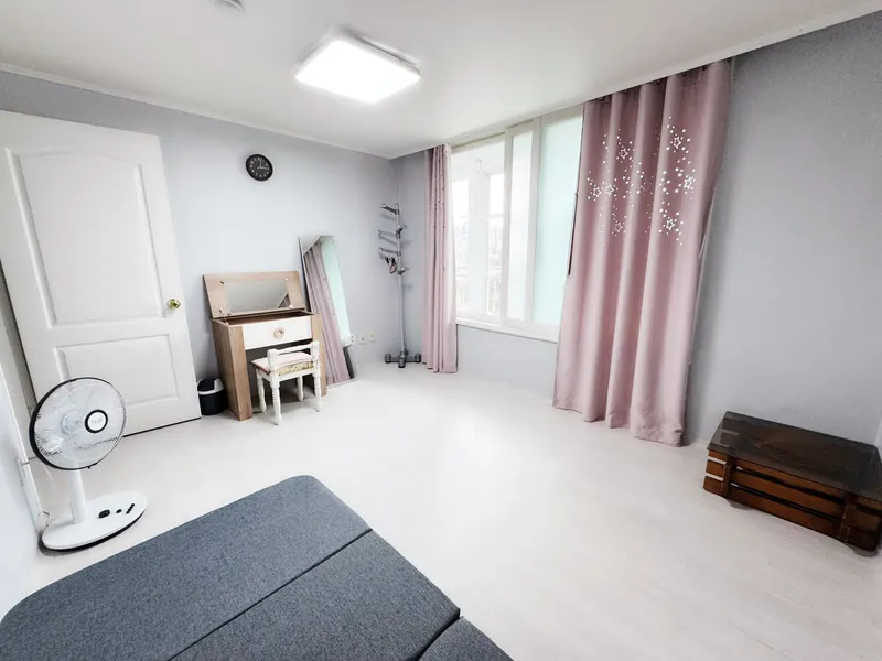 [Cheonan][Cheonan, South Chungcheong Province] Apartment 5 minutes from bus terminal, 15 minutes walk from Dujeong Station 15