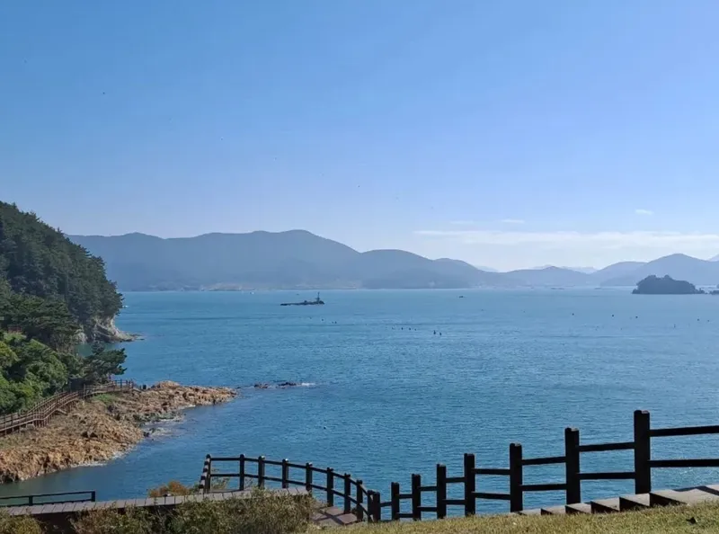 [Tongyeong] Alice House Fishing Paradise: A Clean and Cozy House 17