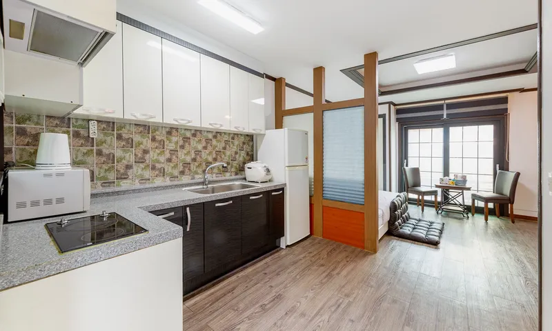 [Geoje] A resort pension on Gajodo Island, located midway between Geoje and Tongyeong. 5