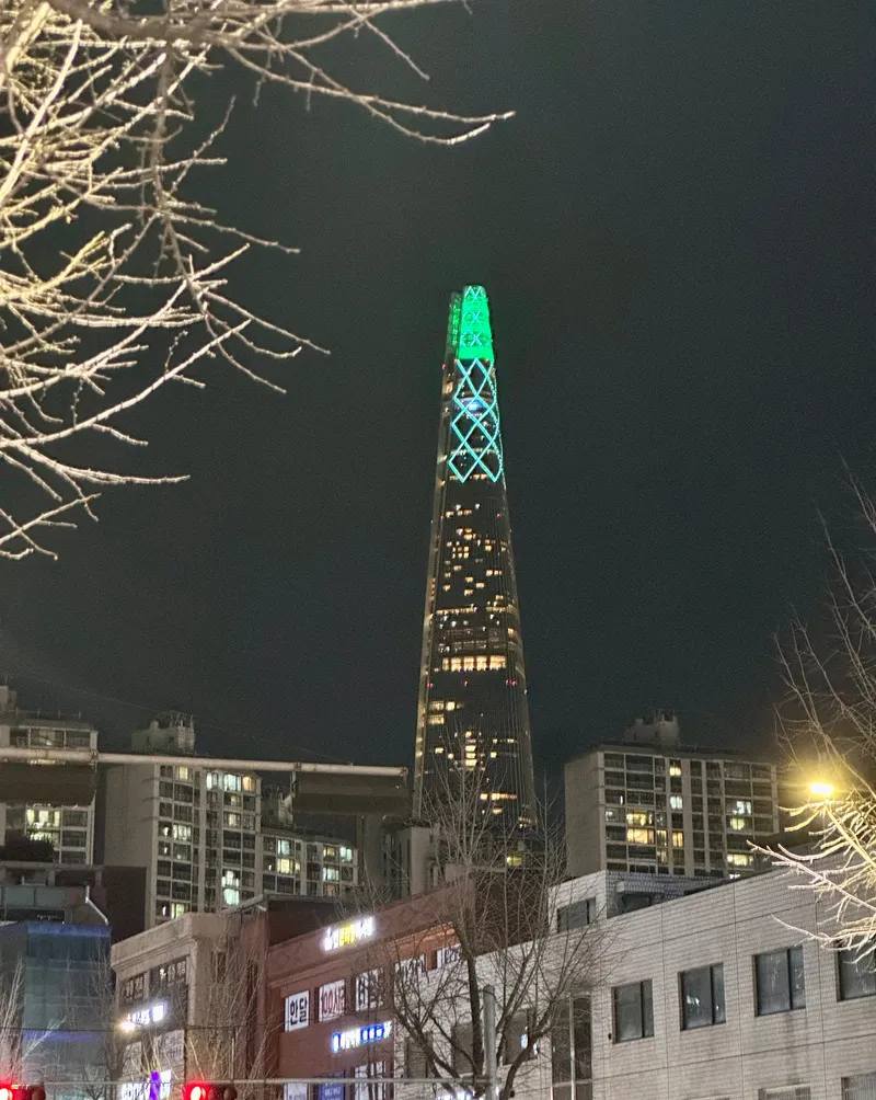 [Songpa, Seoul] Samjeon Station on Line 9. Close to the station, 2-minute walk, 2 beds, 4 people! 15