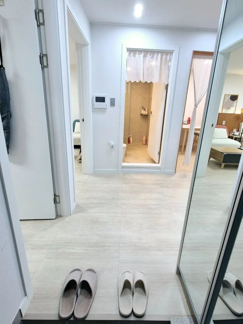 [Seohae, Incheon] Clean 2-Room Fully Furnished Modern House in Gajwa-dong 14
