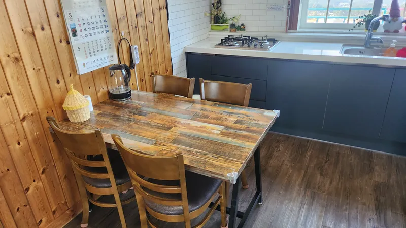 [Aewol, Jeju] Fantastic Landscape 30-Pyeong Detached House with Indoor Plant Garden and Fireplace 13
