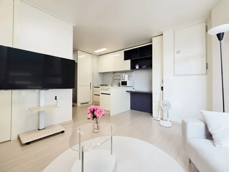 [Gangnam, Seoul] 5-minute walk from Gangnam Station, fully equipped 6