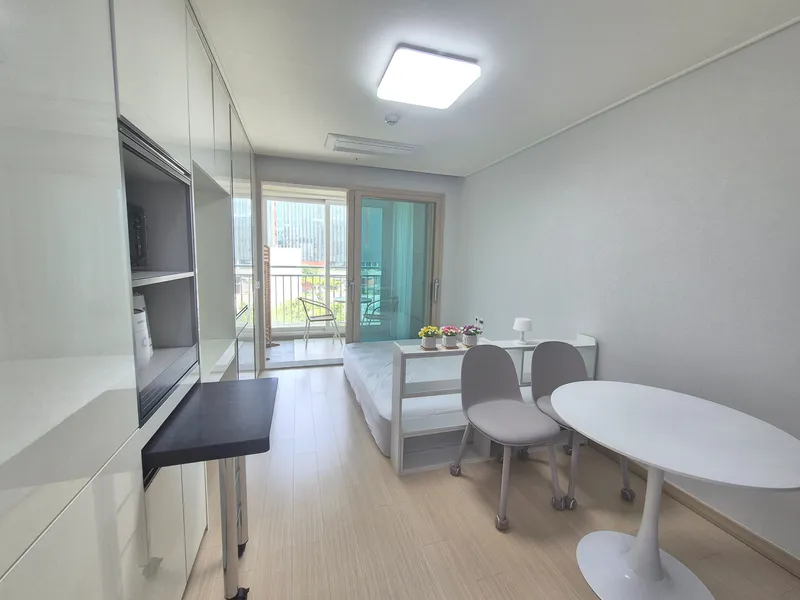 [Chuncheon] Chuncheon Station, Myeongdong, the center of Chuncheon, a terrace in the heart of the city with warm sunlight 2