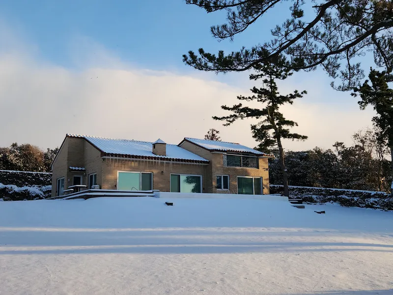 [Namwon, Seogwipo] A private house with the sea right in front of you 21