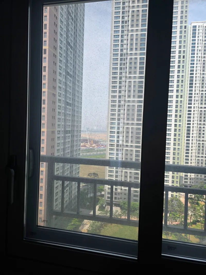 [Yeonsu, Incheon] 10-person ocean view full air conditioning 35 pyeong newly built 4-room apt 33