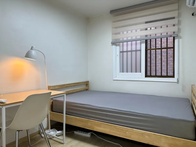 [Mapo, Seoul] 5-minute walk from Hapjeong Station, three-room 2