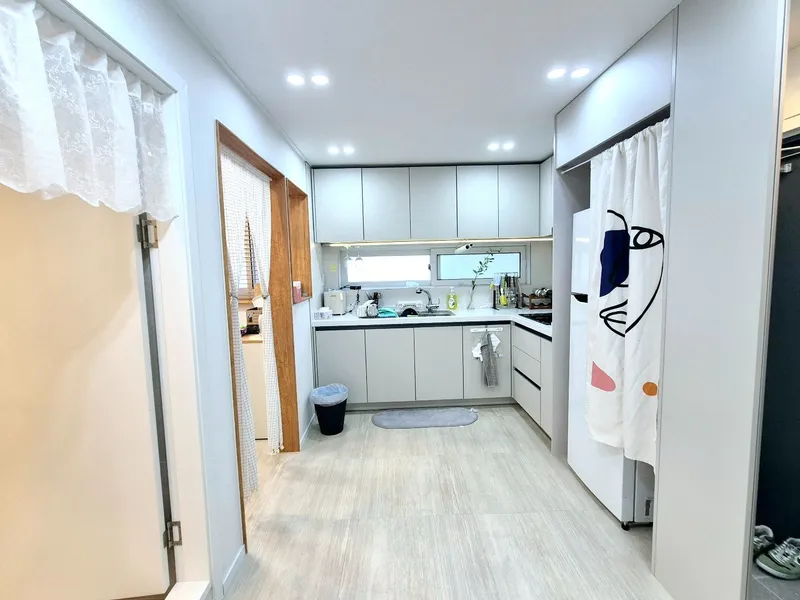 [Seohae, Incheon] Clean 2-Room Fully Furnished Modern House in Gajwa-dong 13