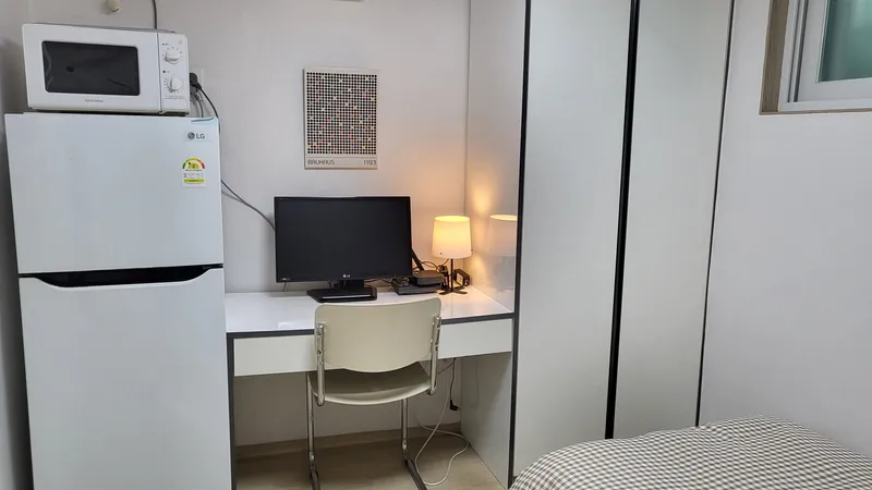 [Seongbuk, Seoul] One-room single-person accommodation 2 minutes from Sangwolgok Station 104 9