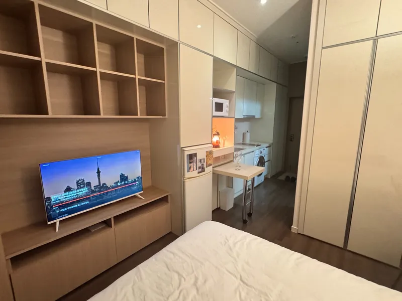 [Seocho, Seoul] Seocho-dong high-rise officetel with a great view, located near the station, 10 minutes from Gangnam 2