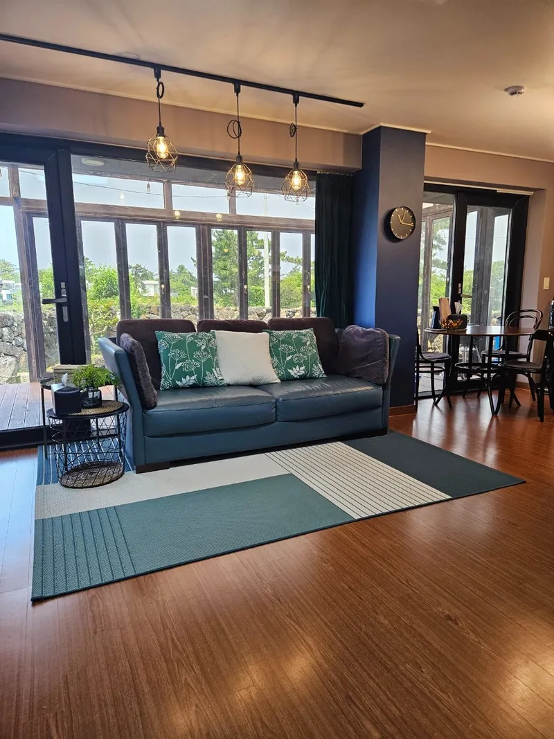 [Hallim, Jeju] Moonbeam B-dong #Two-room duplex #Independent pension #Outdoor swimming pool #Jacuzzi 6