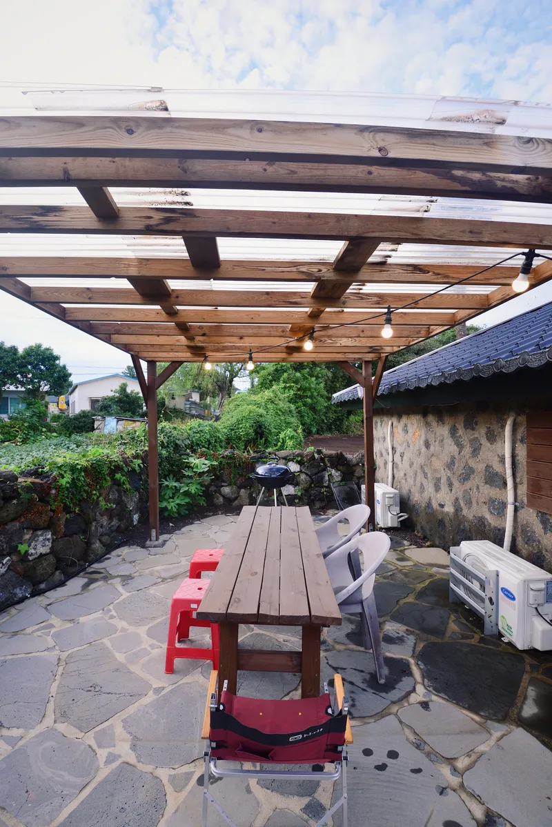 [Daejeong, Seogwipo] A fully furnished, atmospheric detached house remodeled from a traditional old house 18