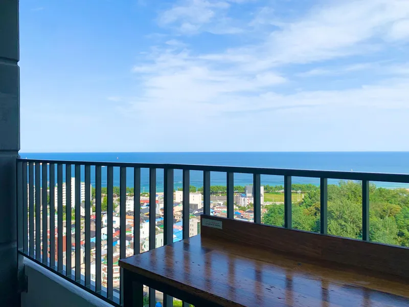 [Sokcho] Couple Room with Ocean, Seoraksan, Cheongcho Lake, and Ferris Wheel View 17
