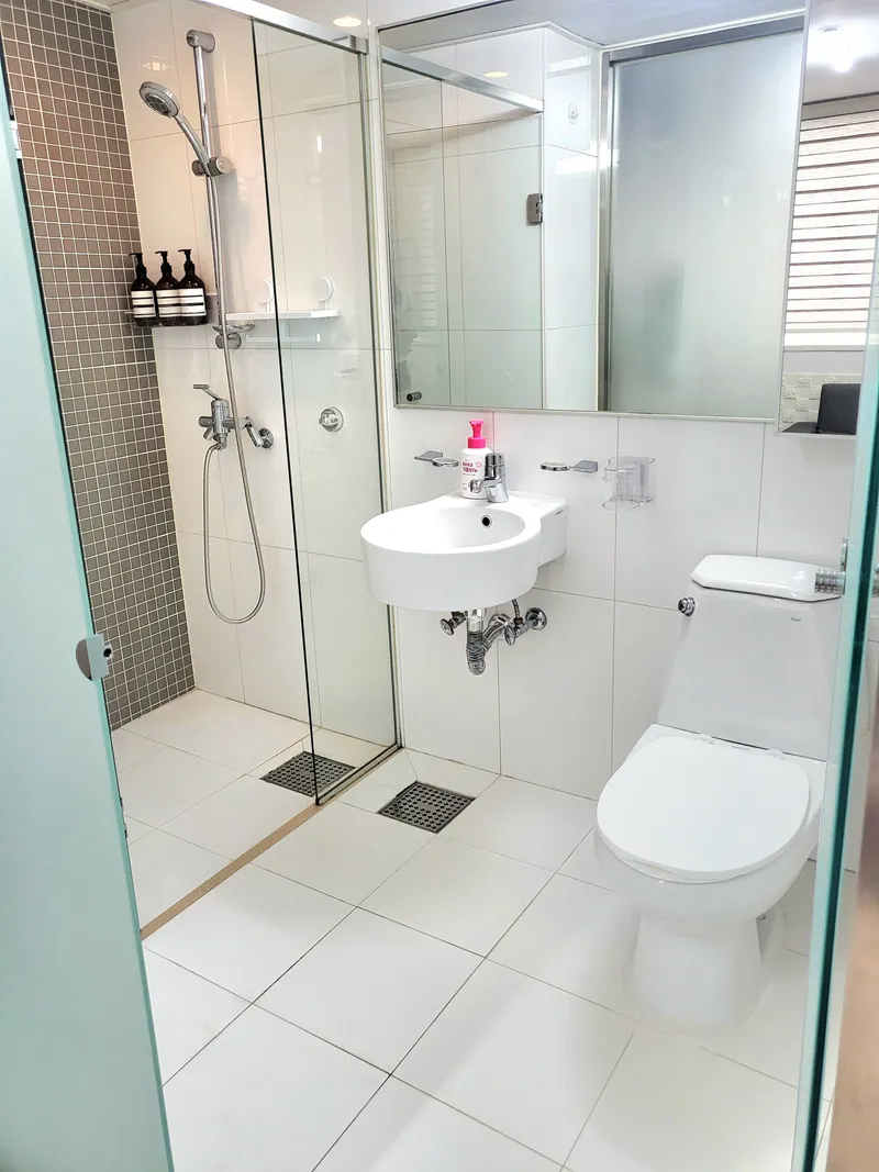 [Gangseo, Seoul] Airport, Deungchon, 1-minute walk from Gangnam Line 9 Station, accommodates 4 people 6