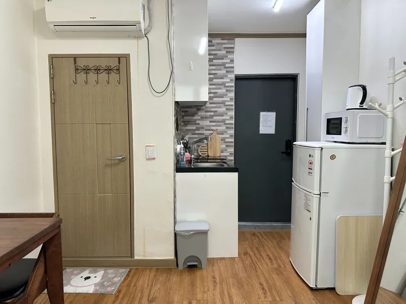 [Yongsan, Seoul] One-room apartment #203, 8 minutes walk from Seoul Station 2