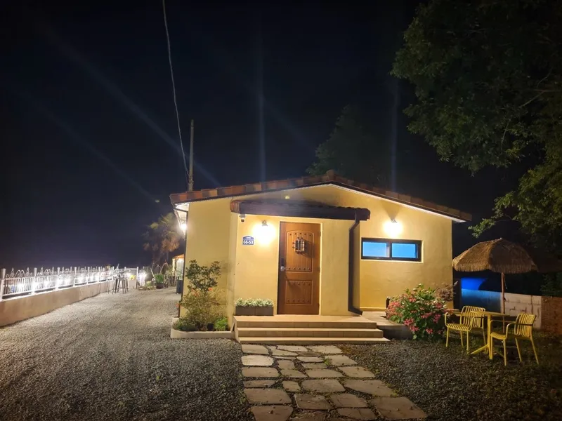[Tongyeong] # Private, spacious, emotional detached house # Mountain and sea leisure activities # Yard fishing 36
