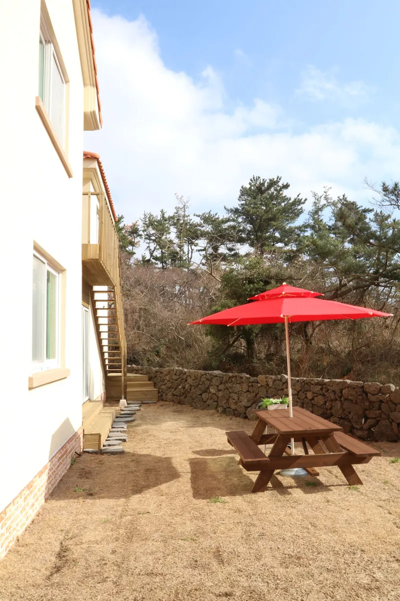 [제주 한림][제주 협재] 협재해수욕장 도보 5분 쓰리룸 복층독채 타운하우스 25