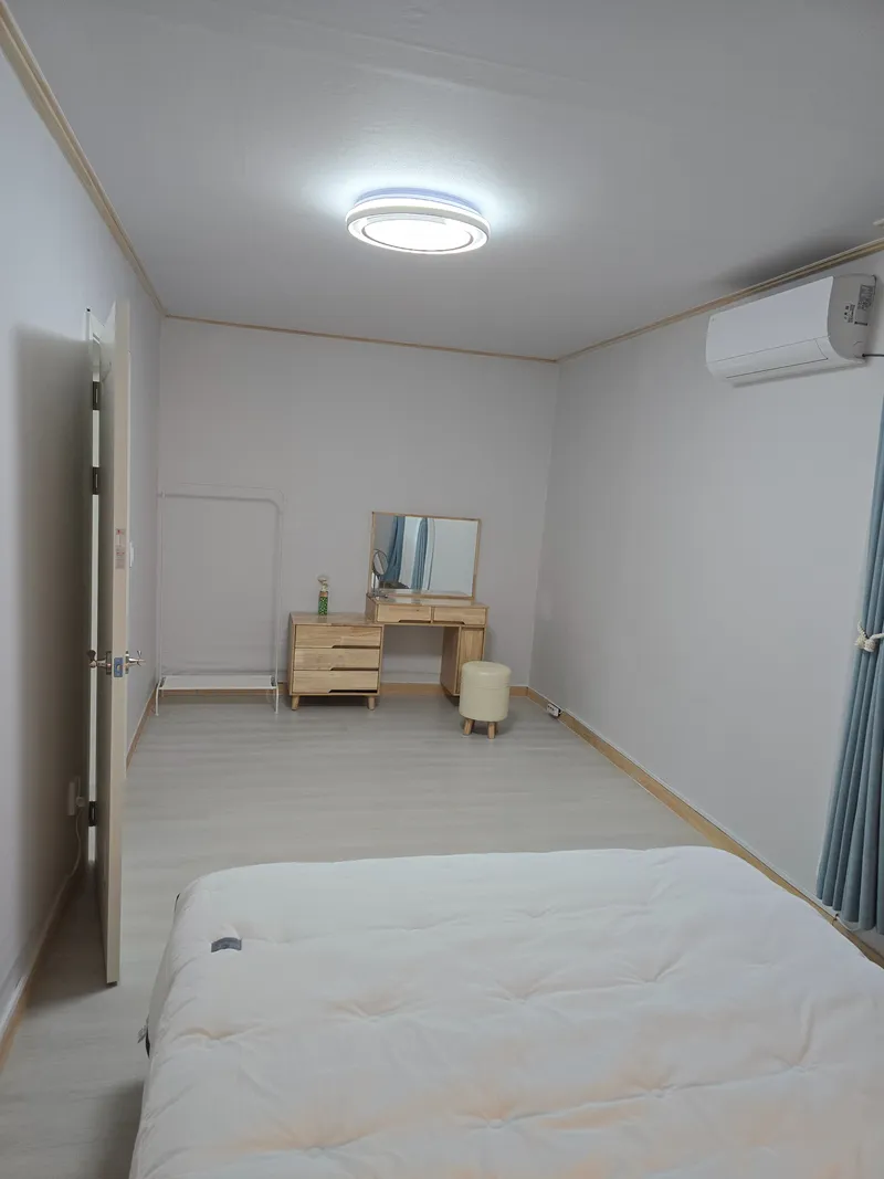 [Sokcho] 4 rooms with a view of Seorak Port and Seorak Mountain (three rooms + separate building) 3