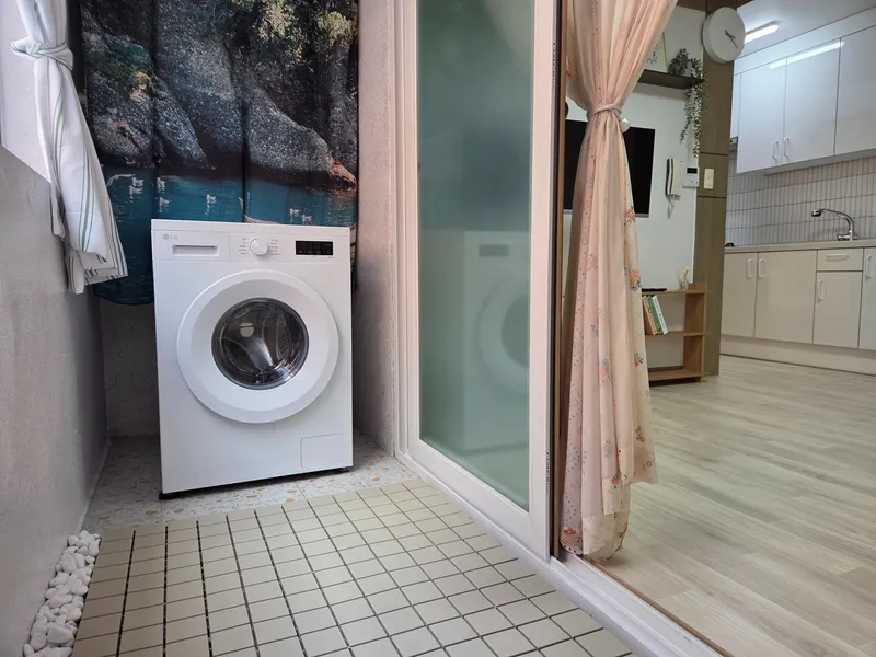 [Jeonju] Jeonbuk National University, 10-minute walk from the terminal, free parking, clean accommodation 204 14