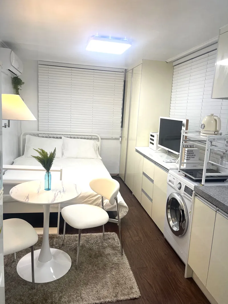 [Gangnam, Seoul] 6-minute walk from Apgujeong Station/Dosan Park/Station Area 3