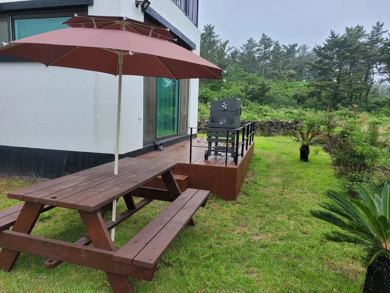 [Hallim, Jeju] Forest-surrounded healing, Geumneung, Hyeopjae, Biangdo, 7 minutes from Mart and Daiso, lawn yard 69