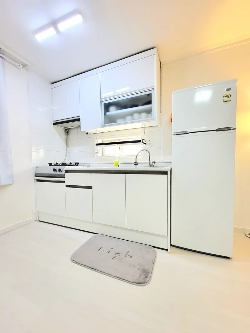 [Suyeong, Busan] 3 minutes from Gwangan Station, a beautiful and happy home with a class A queen bed and large TV~ 7