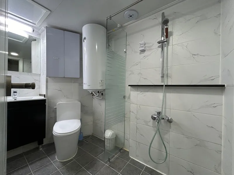[Suyeong, Busan] Two queen beds OK, prime spot for Gwangan Bridge view/drone show OK, 1 minute walk to the beach OK 20