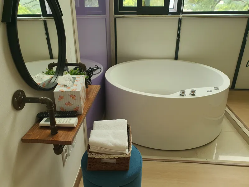 [Geoje] Duplex Pension #204 near Mangchi Beach 7