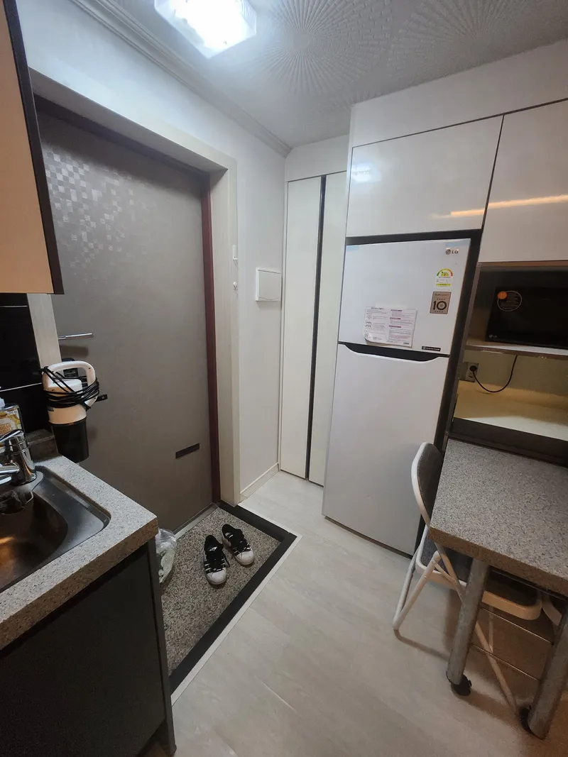 [Jung-gu, Daejeon] 5 minutes from Jung-gu Office Station, clean and spacious 1.5 room 8