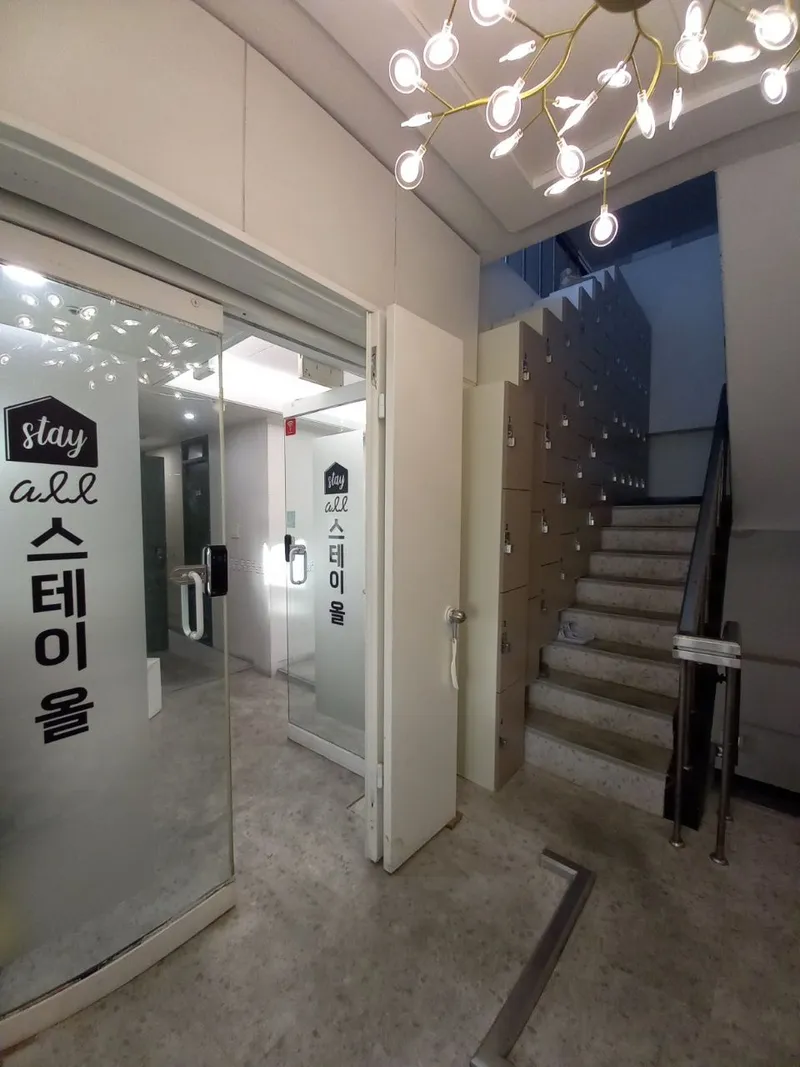 [서울 관악] 서울대 가까운 큰방/화이트톤 깨끗한 숙소 21