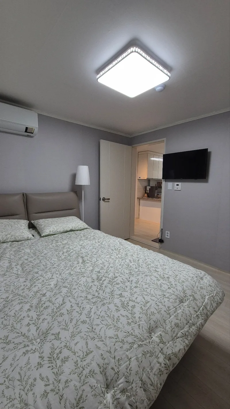 [Donghae] Accommodation with a retro feel that retains the same old-fashioned feel 3
