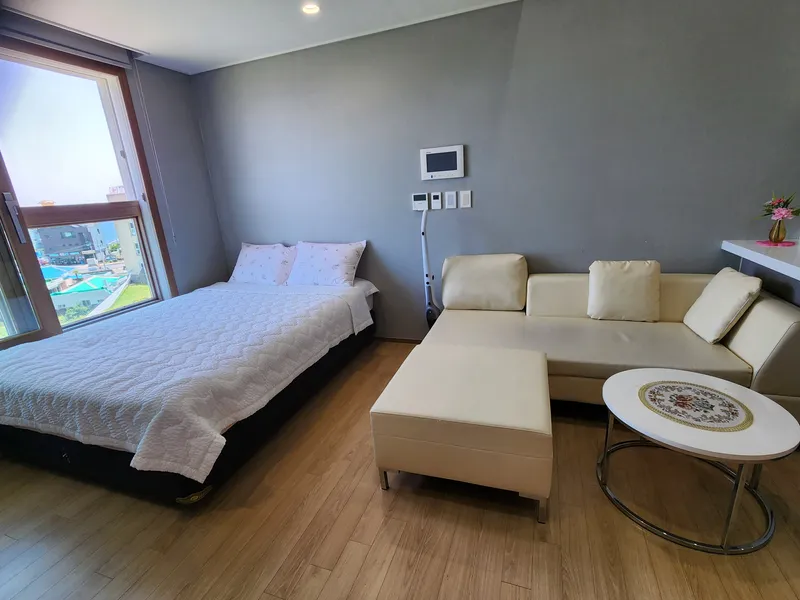 [Seongsan, Seogwipo] Spacious duplex / Panoramic view of Seongsan Ilchulbong and the sea / 22