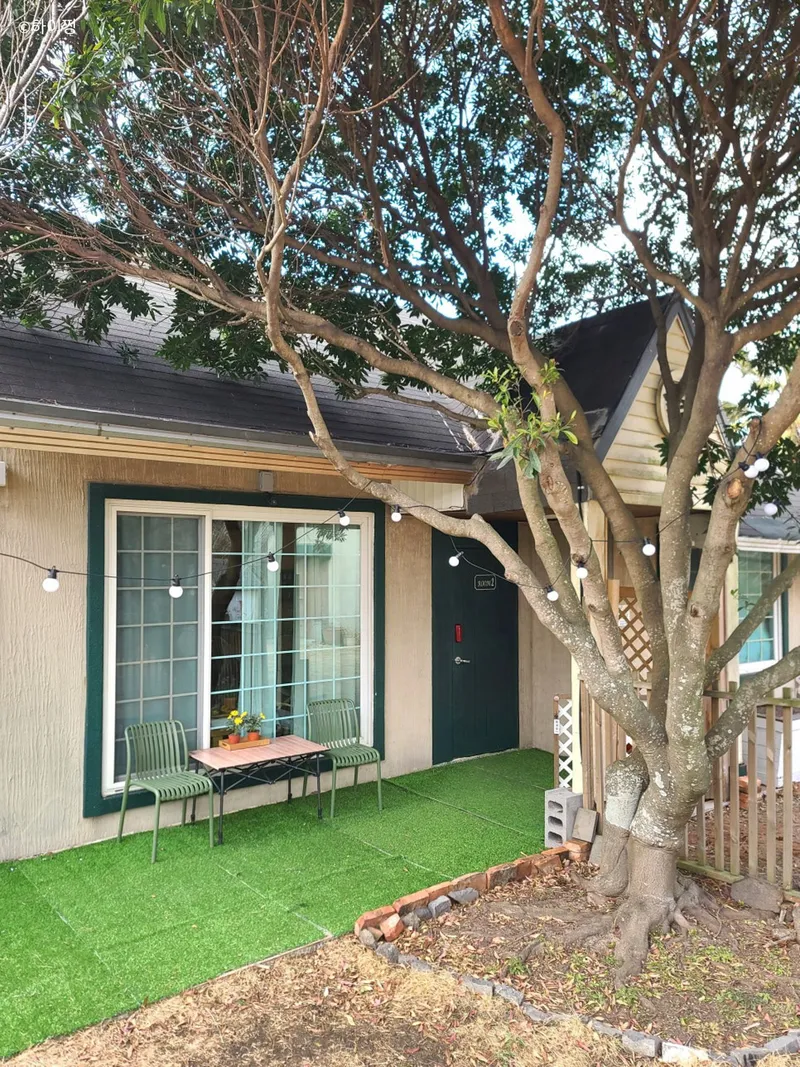 [Hallim, Jeju] 5-minute walk to Hyeopjae Beach, private house, dog-friendly, lawn yard, 73