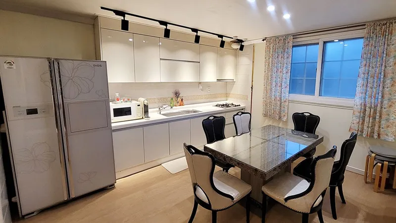 [Aewol, Jeju] 40-pyeong duplex, 3 bedrooms, 2 bathrooms, lawn yard, BBQ, convenience store 10 seconds away 26