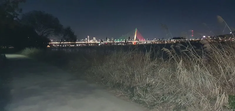 [Goyang] Sangam 5 minutes, Magok 15 minutes, Hangang view duplex officetel 28