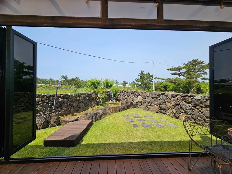 [Hallim, Jeju] Moonbeam B-dong #Two-room duplex #Independent pension #Outdoor swimming pool #Jacuzzi 14