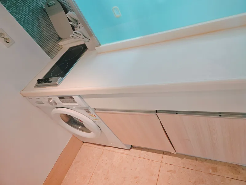 [Jongno, Seoul] Fully furnished duplex high-rise apartment with Cheonggyecheon view, 1 minute from Jonggak Station, Jongno 3-ga, Gwanghwamun 8